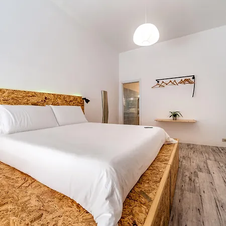 Smoorooms Ostiense Rome