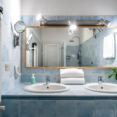 Πανσιόν Smoorooms Ostiense 3*